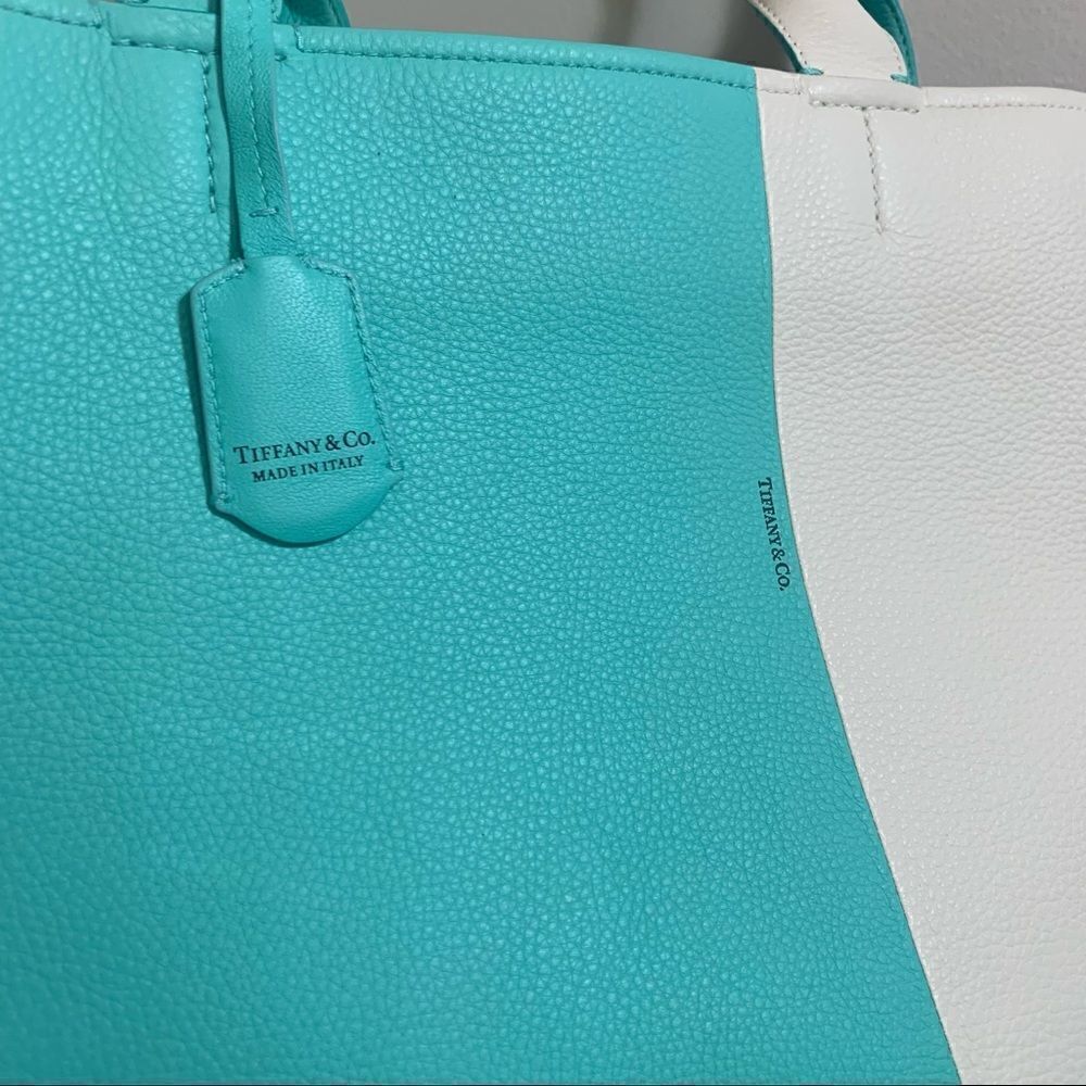 Tiffany Color Block Tote Bag - Picture 8 of 14